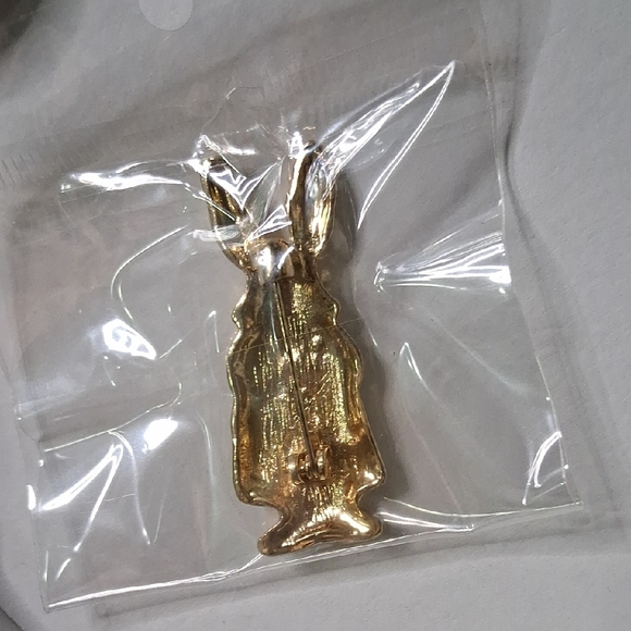 Gold Rabbit Brooch - Picture 4 of 6